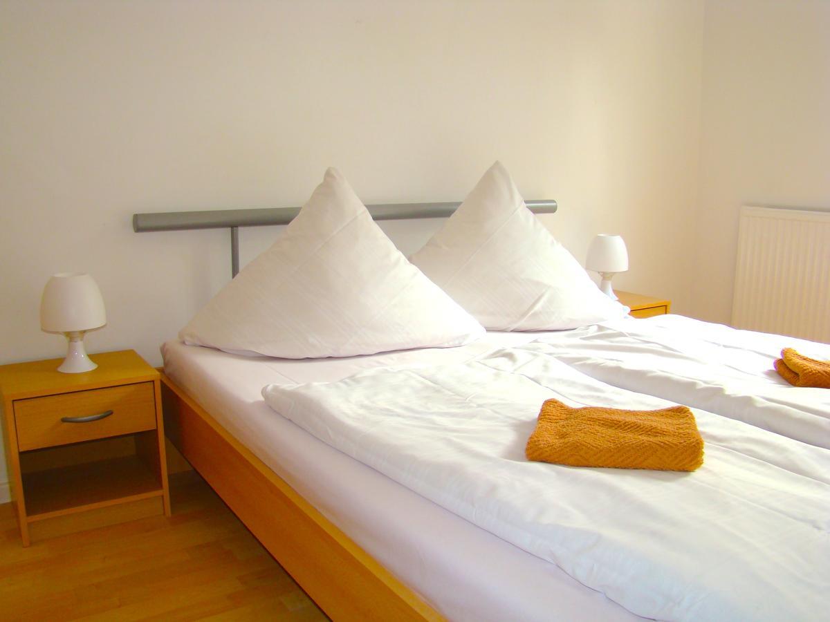 Rooms & Apartments Near Zoologischer Garten Berlin Exterior photo